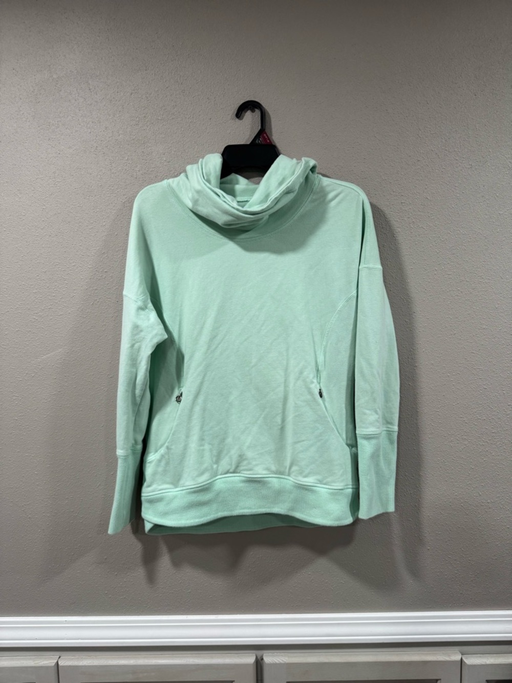 Lululemon Rest Day Pullover
Fresh Teal - Picture 4 of 8